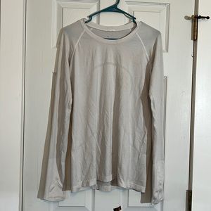 White light weight dri fit LuLuLemon long sleeve top